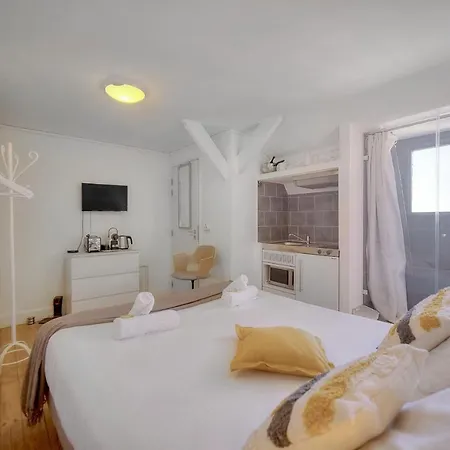 Upstays Palais Center 14m